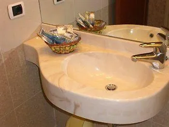 Hotel Nettuno Milan 0*,